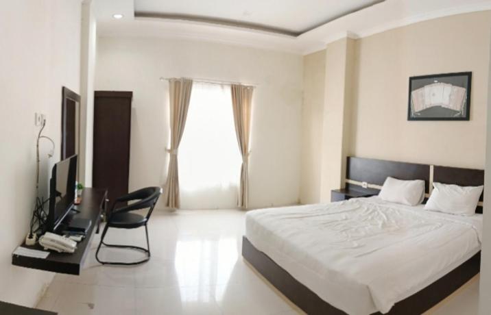 Khariz Hotel ブキティンギ エクステリア 写真